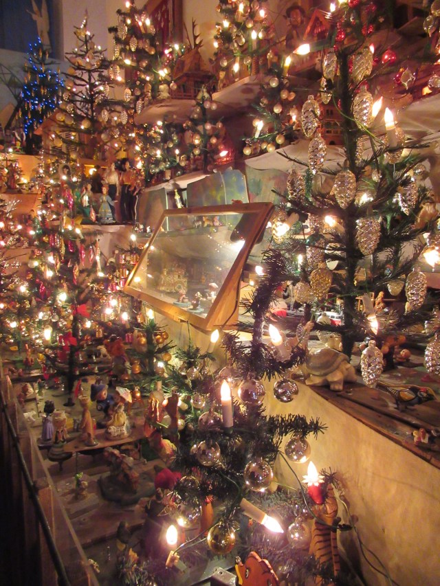 I had to include this, taken somewhat surreptitiously I must admit, I felt guilty, in the Church of the Blessed Virgin on the way to Cathedral Island, In a side chapel is a massive nativity display - the Rocking Crib (there is one) - a display of lights, animations (old fashioned) and dolls/toys - very touching and very popular but imagine dusting it. 